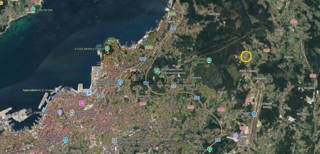 Chalet de 3 habitaciones en Vigo en venta - 161.000 € (Ref: 10179254)