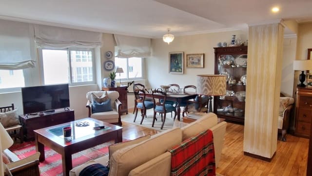 3 soveværelse Lejlighed til salg i Pontevedra by - € 290.000 (Ref: 9018510)