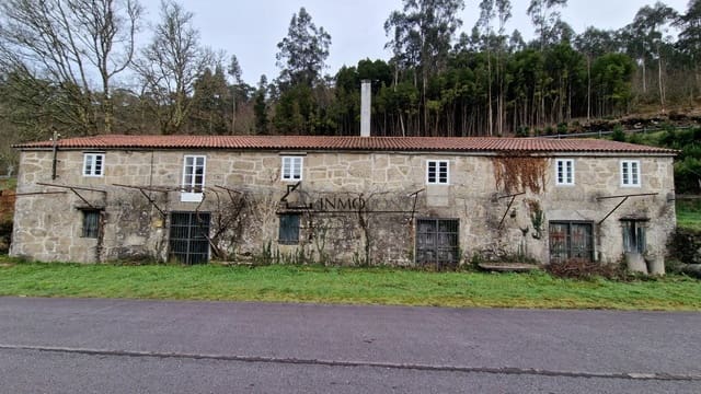 4 soveværelse Finca/Landehus til salg i Cerdedo-Cotobade - € 85.000 (Ref: 9022759)