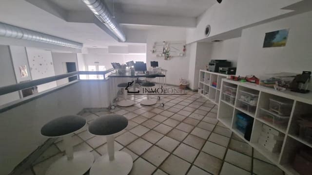 Kaupallinen myytävänä paikassa Pontevedra kaupunki - 110 000 € (Ref: 9023789)