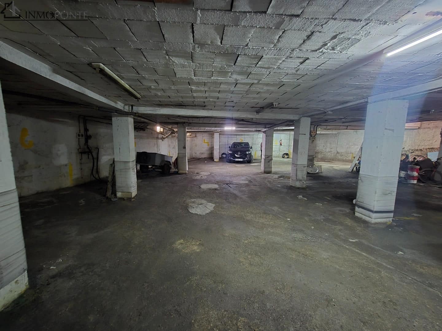 Garage for sale in Pontevedra city - € 80,000 (Ref: 9108013)