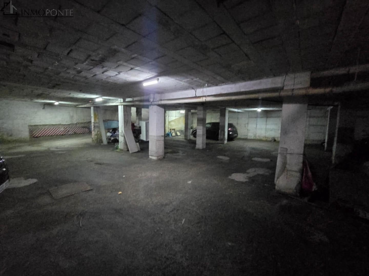 Garage for sale in Pontevedra city - € 80,000 (Ref: 9108013)