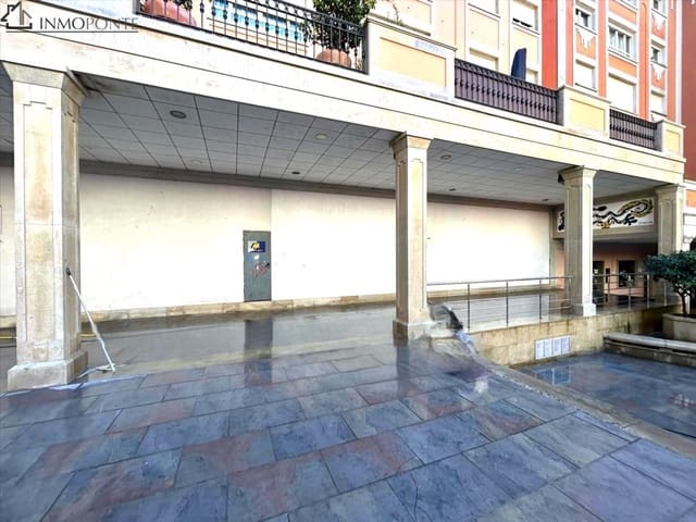 Erhverv til salg i Pontevedra by - € 96.000 (Ref: 9138694)