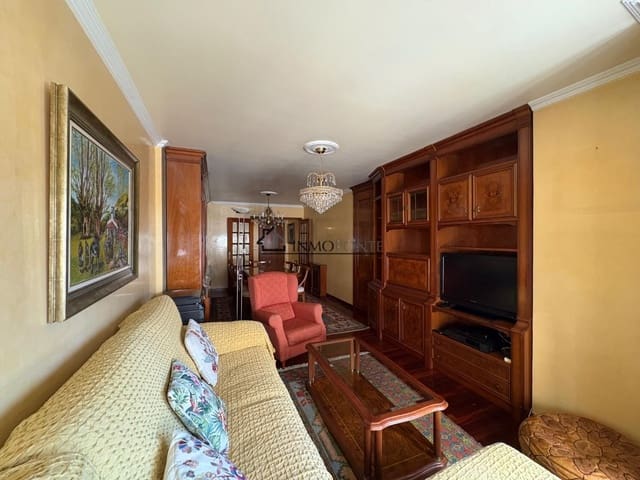 3 bedroom Flat for rent in Pontevedra city - € 900 (Ref: 9182033)