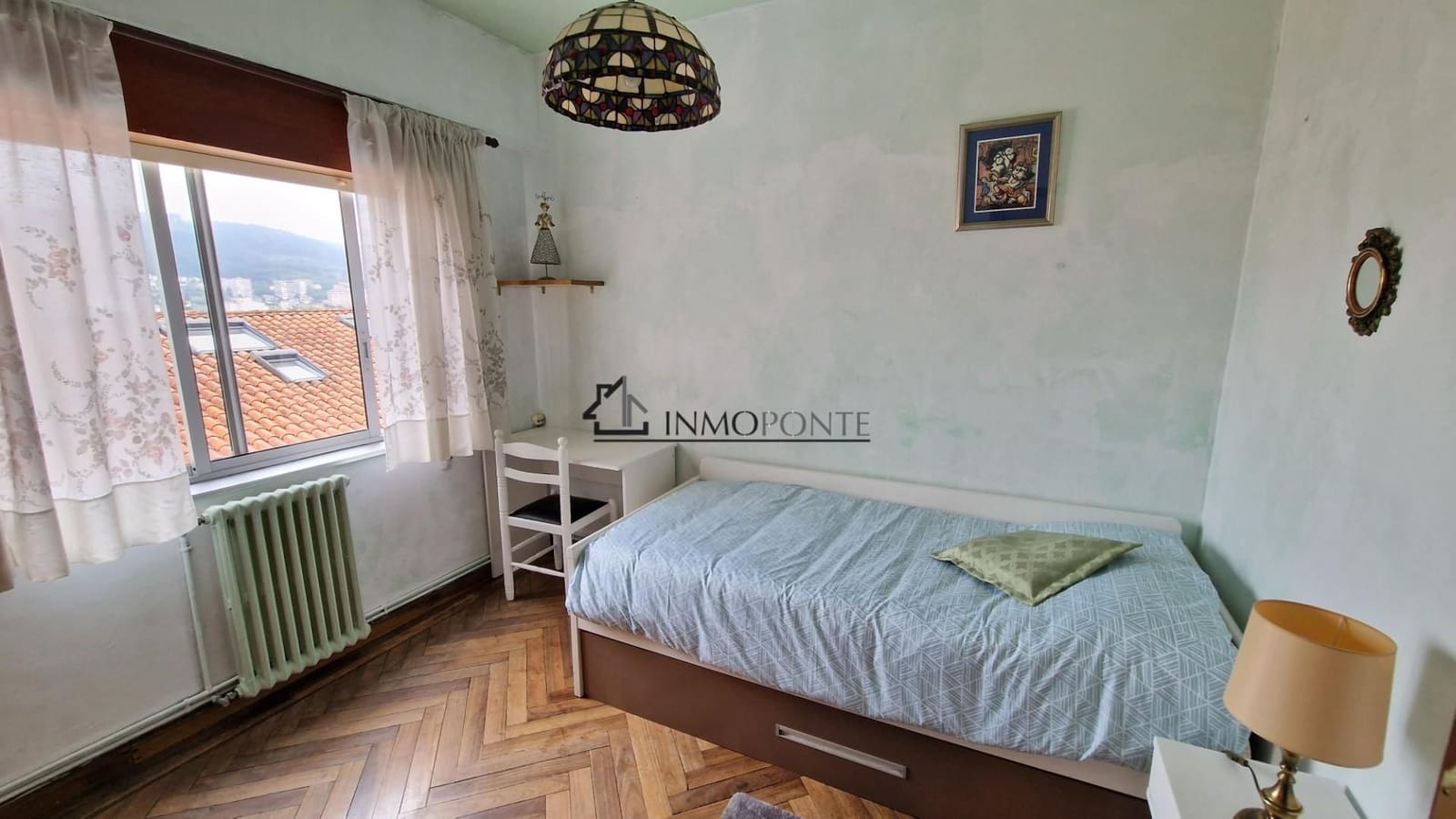 Appartement de 4 chambres à louer à Pontevedra ville - 900 € (Ref: 9191927)