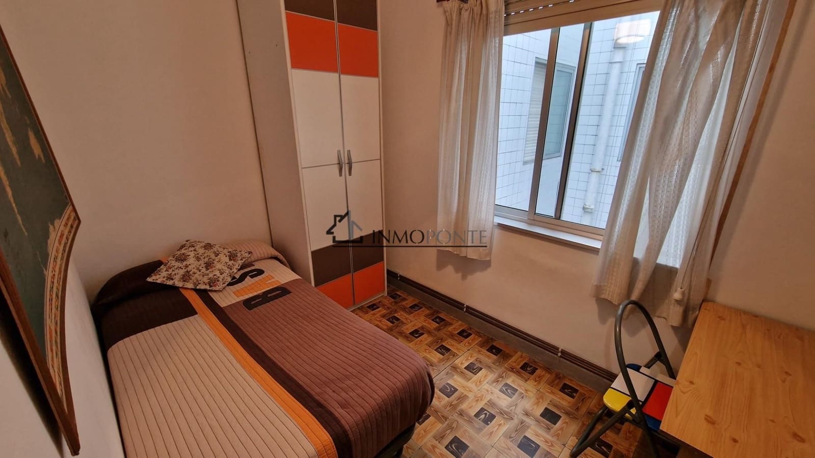 Appartement de 4 chambres à louer à Pontevedra ville - 900 € (Ref: 9191927)