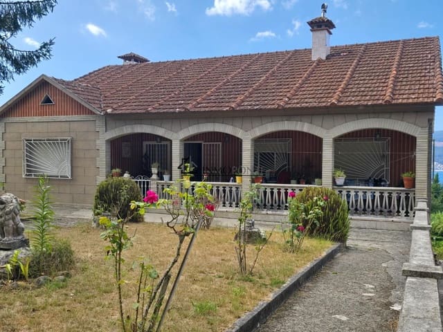 4 bedroom Finca/Country House for sale in Pontevedra city - € 600,000 (Ref: 9191928)
