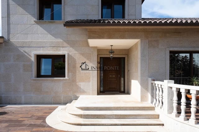 7 Zimmer Villa zu verkaufen in Vilagarcía de Arousa - 770.000 € (Ref: 9191994)