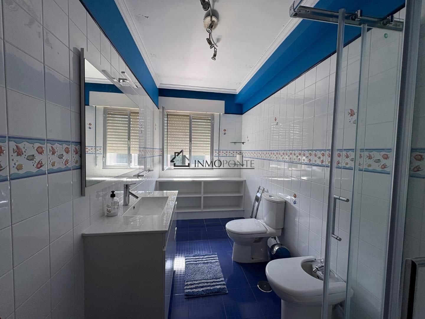 4 bedroom Flat for rent in Pontevedra city - € 700 (Ref: 9195097)