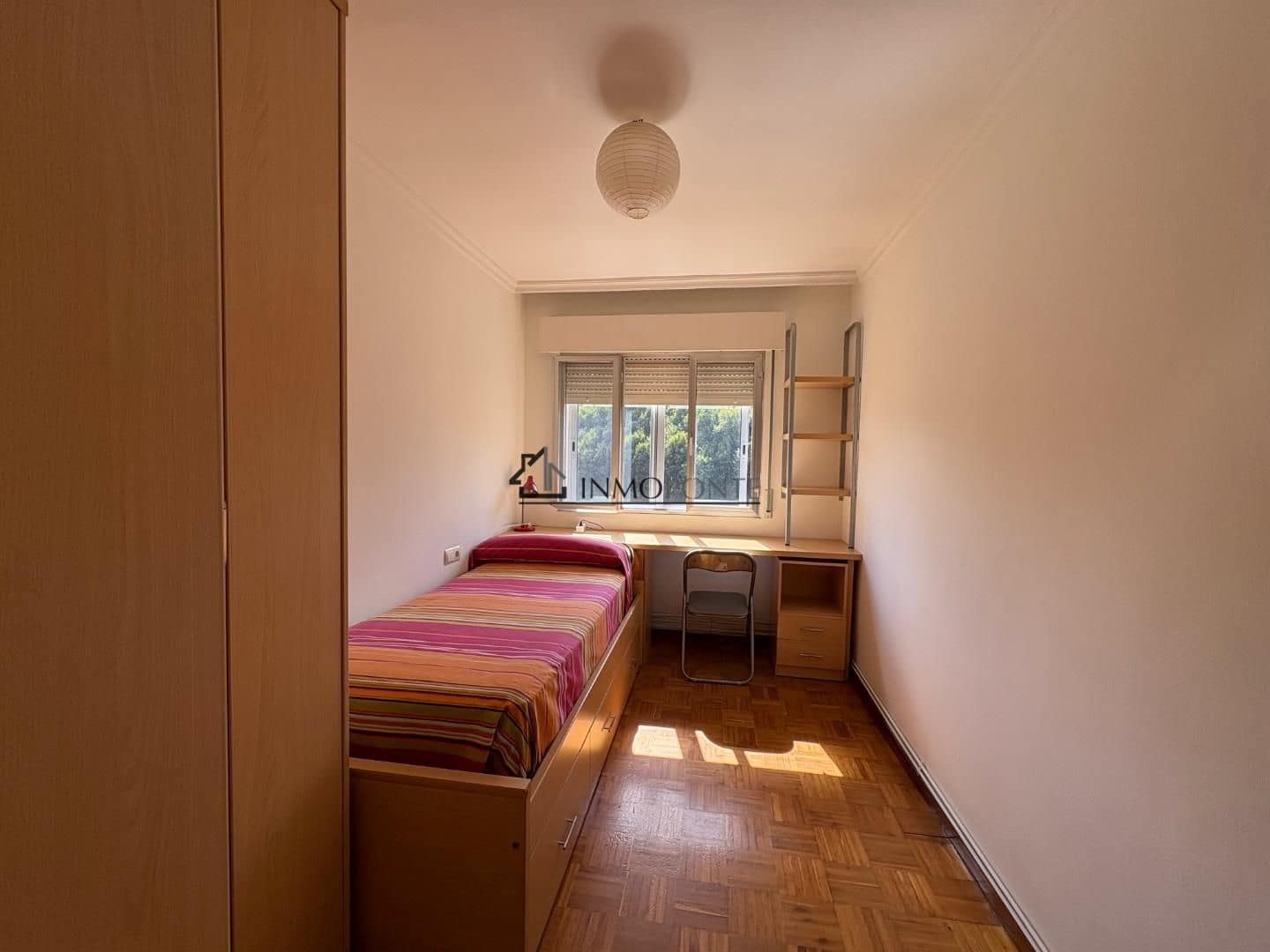 4 bedroom Flat for rent in Pontevedra city - € 700 (Ref: 9195097)