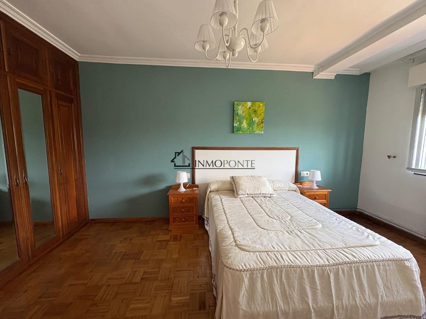 4 bedroom Flat for rent in Pontevedra city - € 700 (Ref: 9195097)