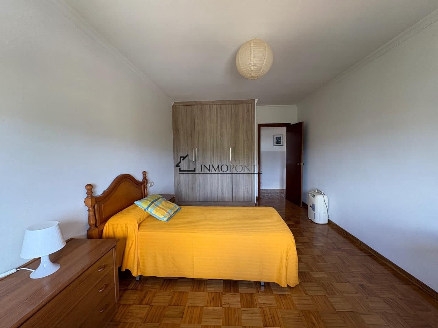 4 bedroom Flat for rent in Pontevedra city - € 700 (Ref: 9195097)