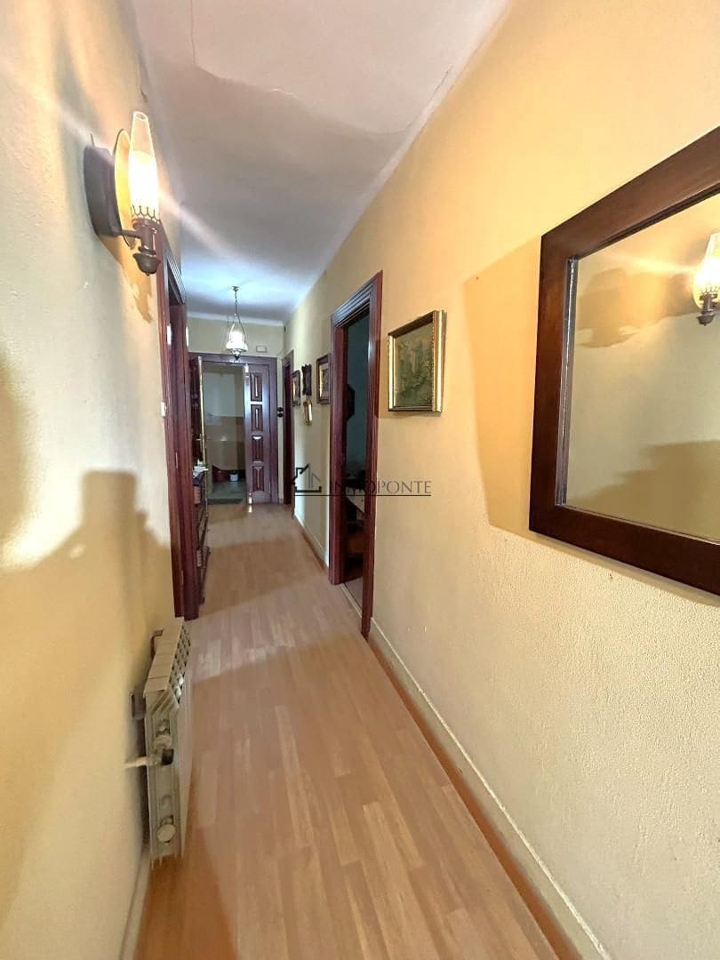 5 soveværelse Byhus til salg i Pontevedra by - € 590.000 (Ref: 9257943)