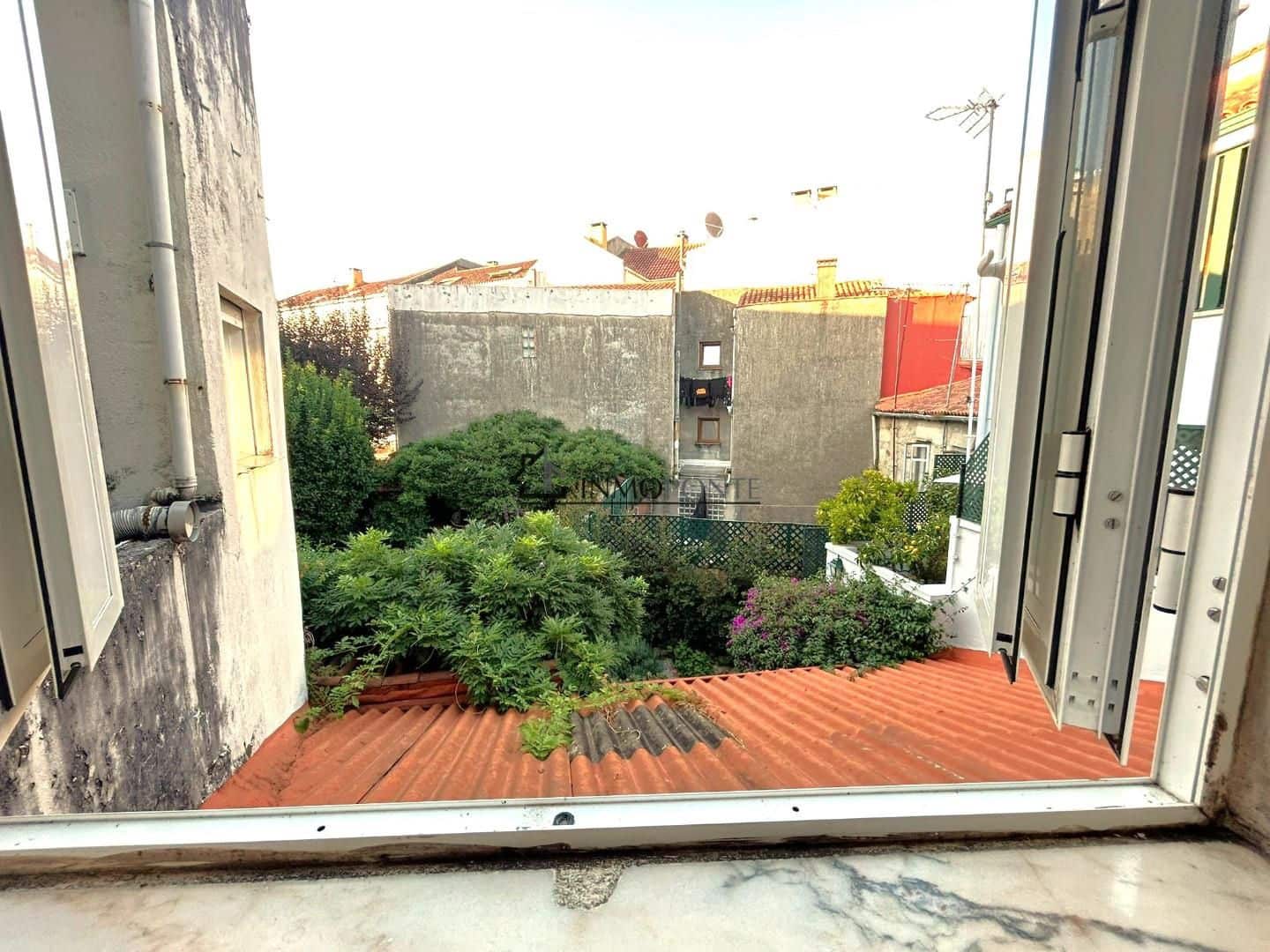 5 soveværelse Byhus til salg i Pontevedra by - € 590.000 (Ref: 9257943)