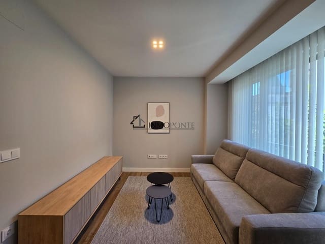 Appartement de 3 chambres à louer à Pontevedra ville - 1 400 € (Ref: 9258222)