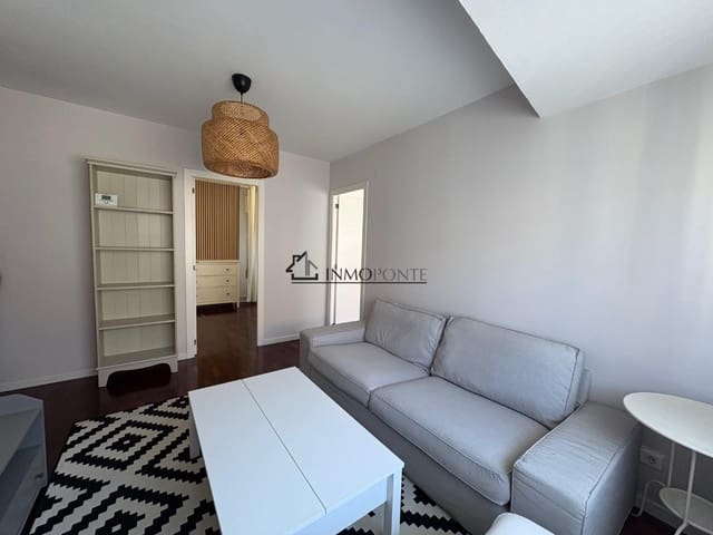 3 slaapkamer Flat te koop in Pontevedra stad - € 255.000 (Ref: 9312002)