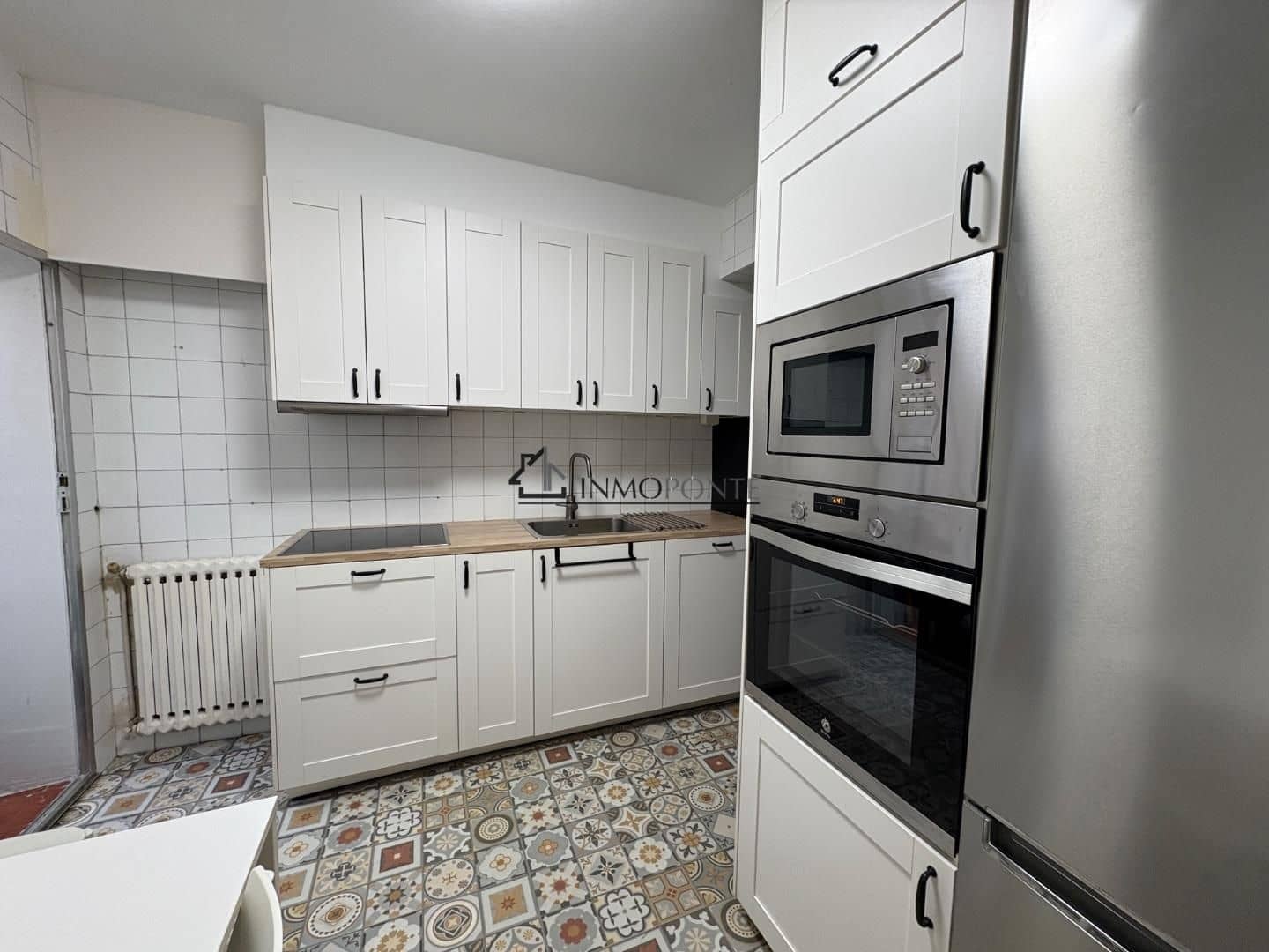 3 slaapkamer Flat te koop in Pontevedra stad - € 255.000 (Ref: 9312002)