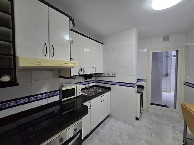 2 bedroom Flat for rent in Pontevedra city - € 750 (Ref: 9346575)