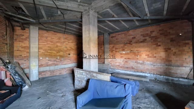 Kommersiell till salu i Pontevedra stad - 145 000 € (Ref: 9346576)