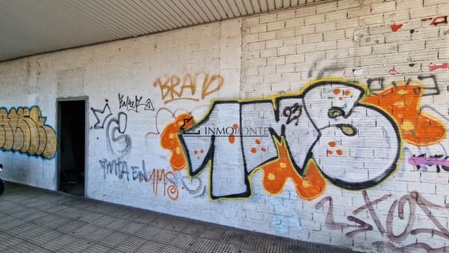 Kommersiell till salu i Pontevedra stad - 145 000 € (Ref: 9346576)