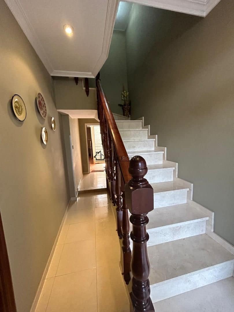 7 bedroom Townhouse for sale in Pontevedra city - € 390,000 (Ref: 9346581)