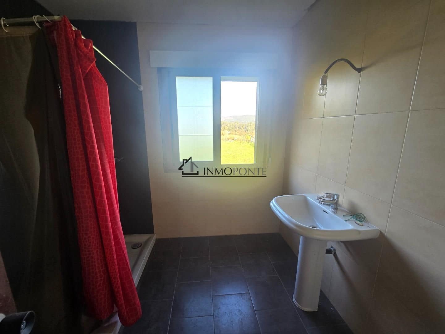 4 quarto Quinta/Casa Rural para venda em Poio - 185 000 € (Ref: 9405864)