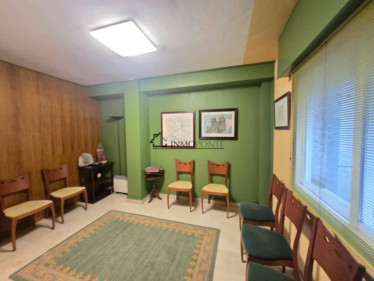 Kontor til salg i Pontevedra by - € 155.000 (Ref: 9428244)