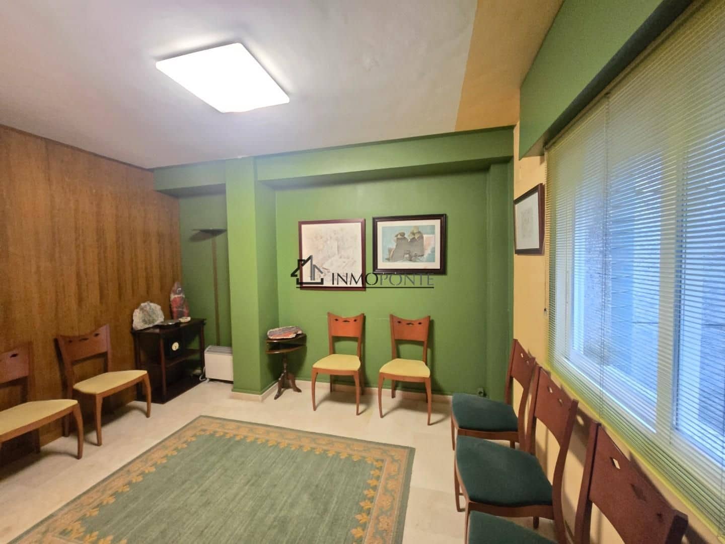 Kontor til salg i Pontevedra by - € 155.000 (Ref: 9428244)