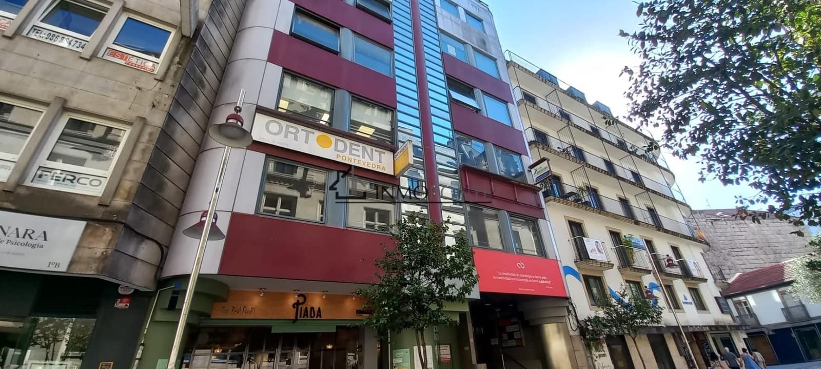 Kontor til salg i Pontevedra by - € 155.000 (Ref: 9428244)