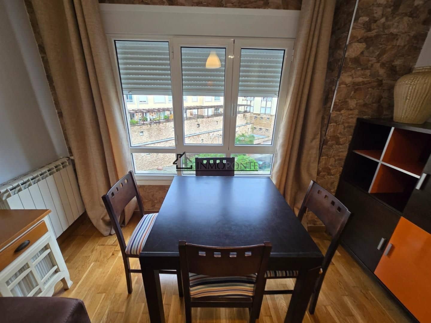 Piso de 2 habitaciones en Poio en alquiler - 700 € (Ref: 9432413)