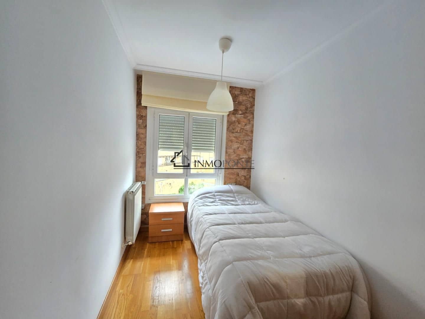 Piso de 2 habitaciones en Poio en alquiler - 700 € (Ref: 9432413)