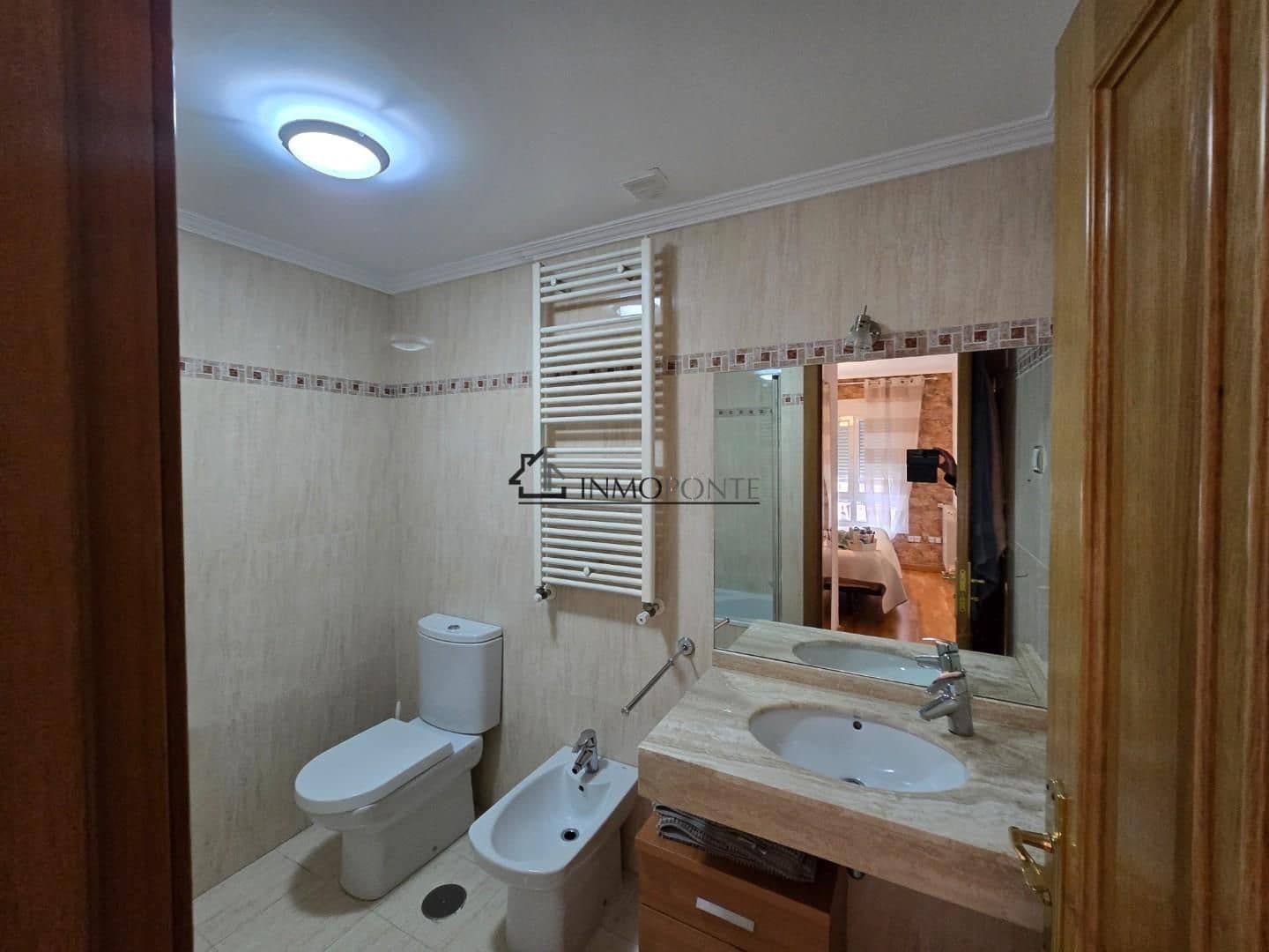 Piso de 2 habitaciones en Poio en alquiler - 700 € (Ref: 9432413)