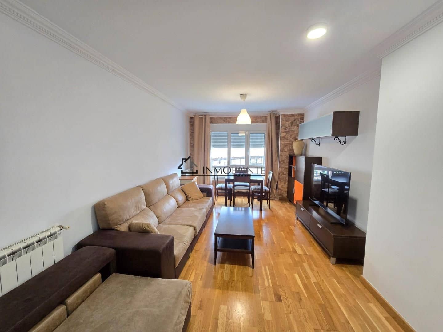 Piso de 2 habitaciones en Poio en alquiler - 700 € (Ref: 9432413)