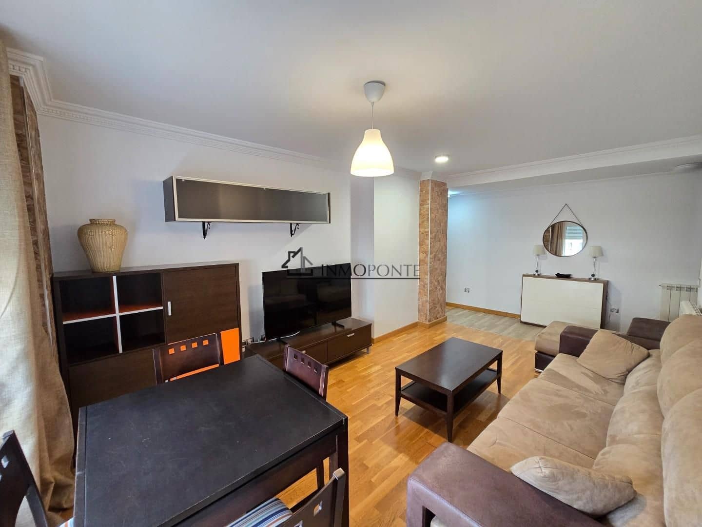 Piso de 2 habitaciones en Poio en alquiler - 700 € (Ref: 9432413)