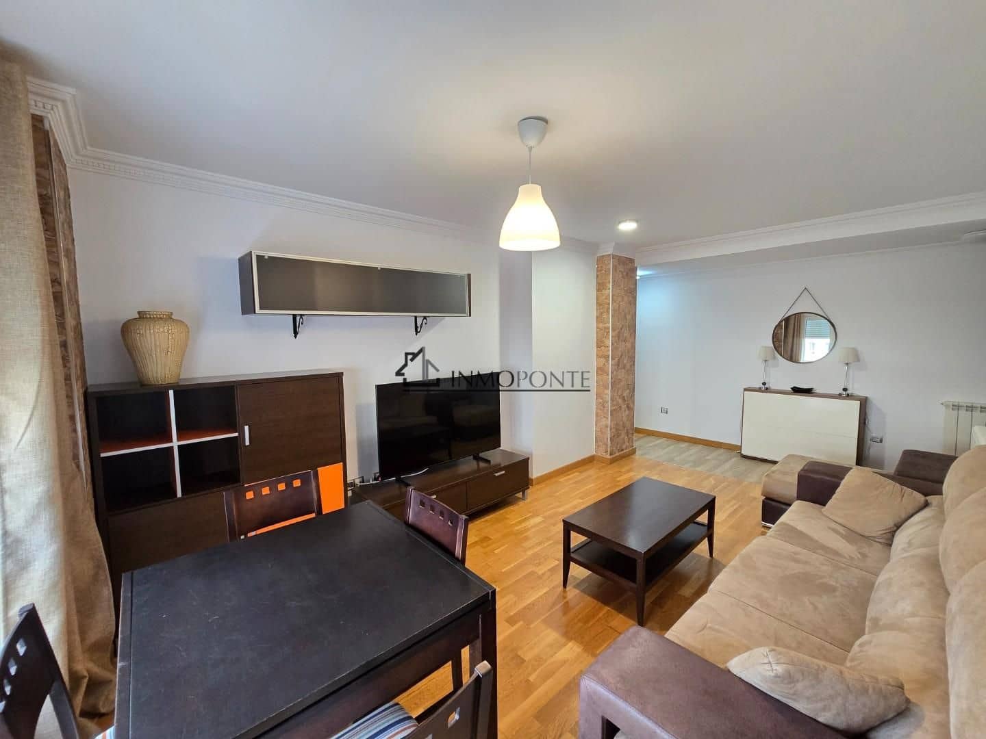 Piso de 2 habitaciones en Poio en alquiler - 700 € (Ref: 9432413)