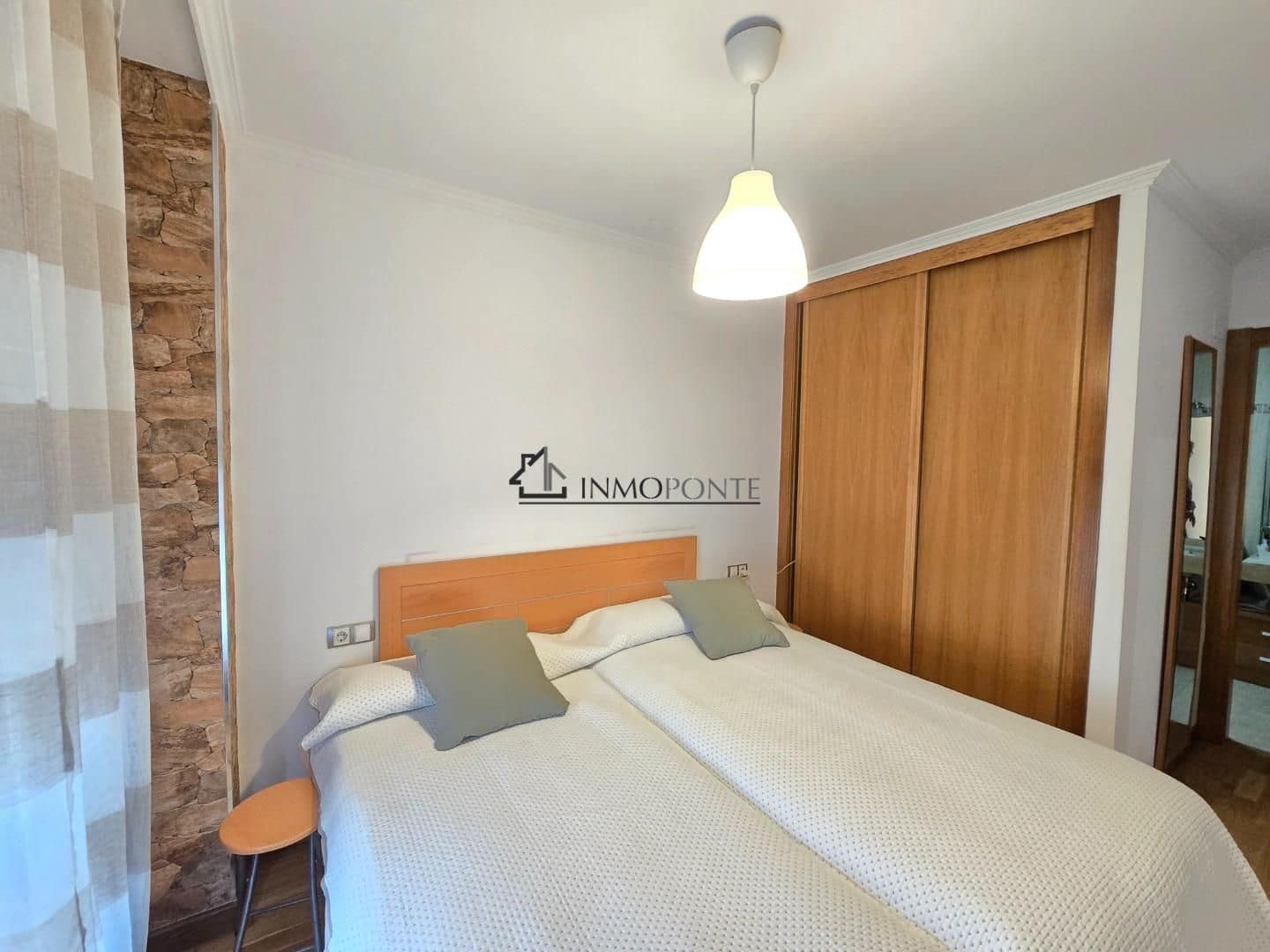 Piso de 2 habitaciones en Poio en alquiler - 700 € (Ref: 9432413)