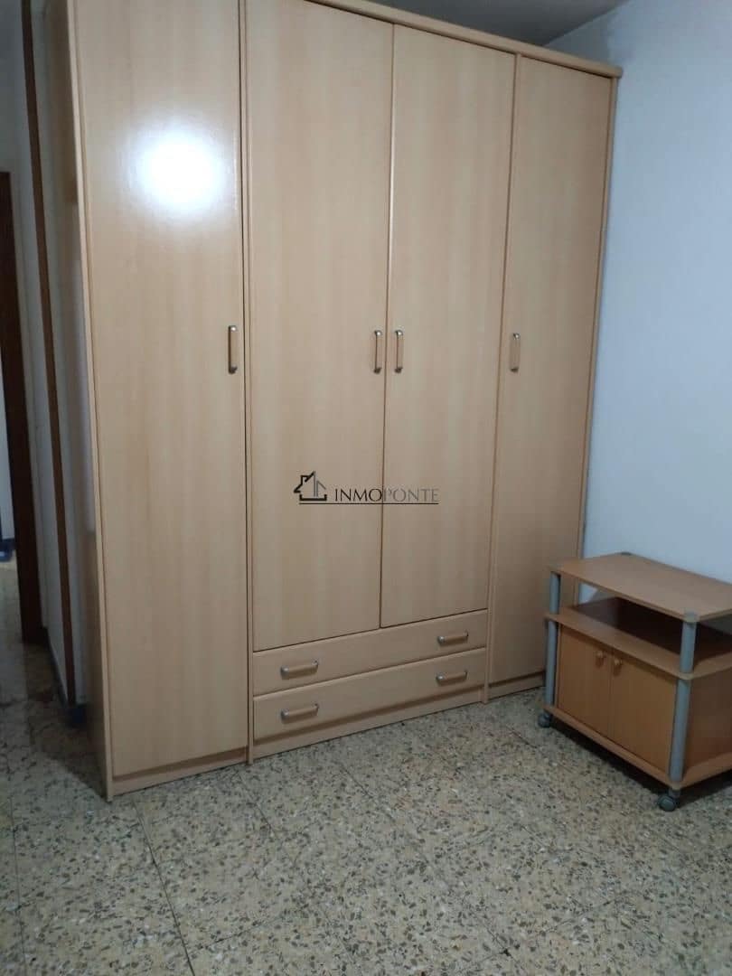 Piso de 3 habitaciones en Pontevedra ciudad en venta - 150.000 € (Ref: 9460917)