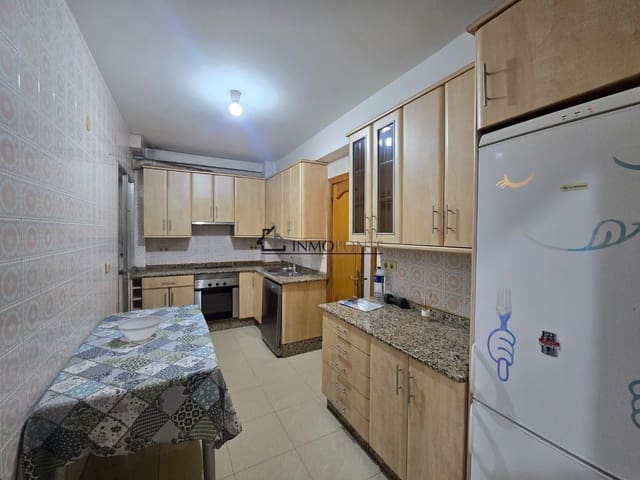 3 soverom Leilighet til salgs i Pontevedra by - € 150 000 (Ref: 9460917)