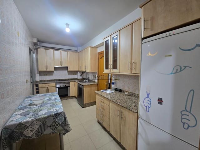 3 soverom Leilighet til salgs i Pontevedra by - € 150 000 (Ref: 9460917)