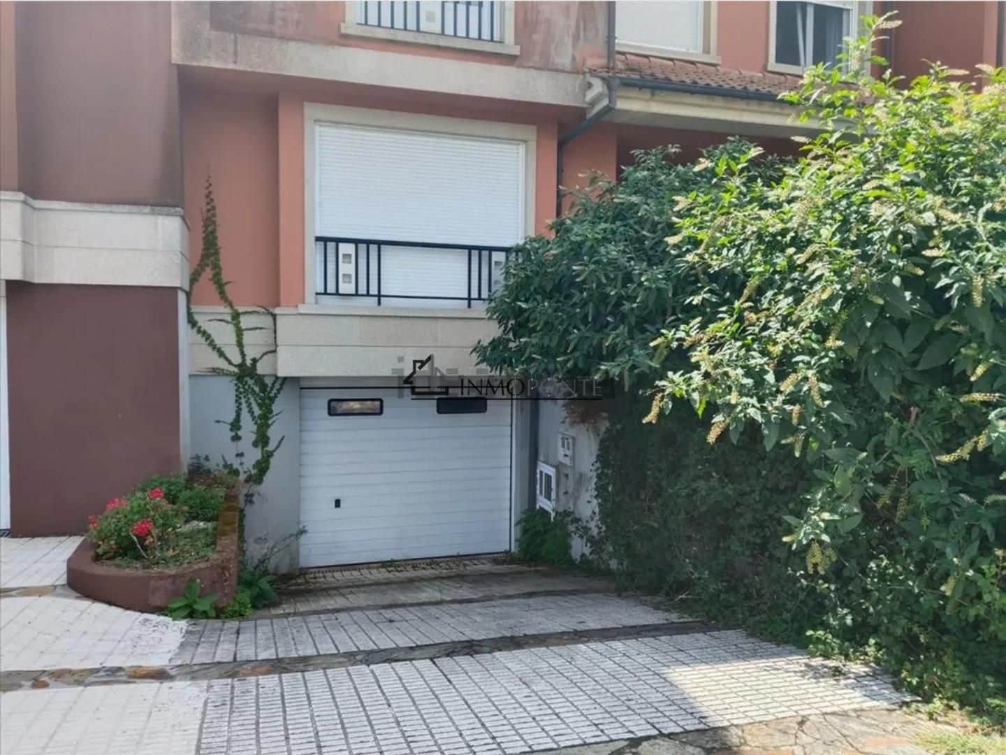 Pareado de 4 habitaciones en Sanxenxo en venta - 295.500 € (Ref: 9593192)