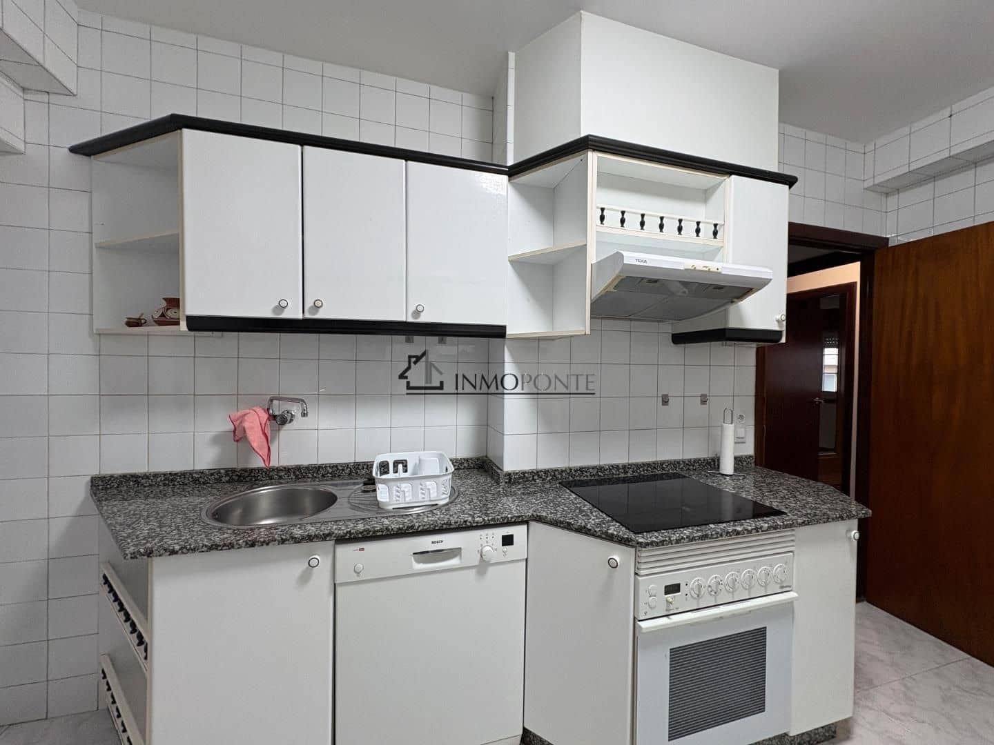 3 bedroom Flat for rent in Pontevedra city - € 1,000 (Ref: 9647834)