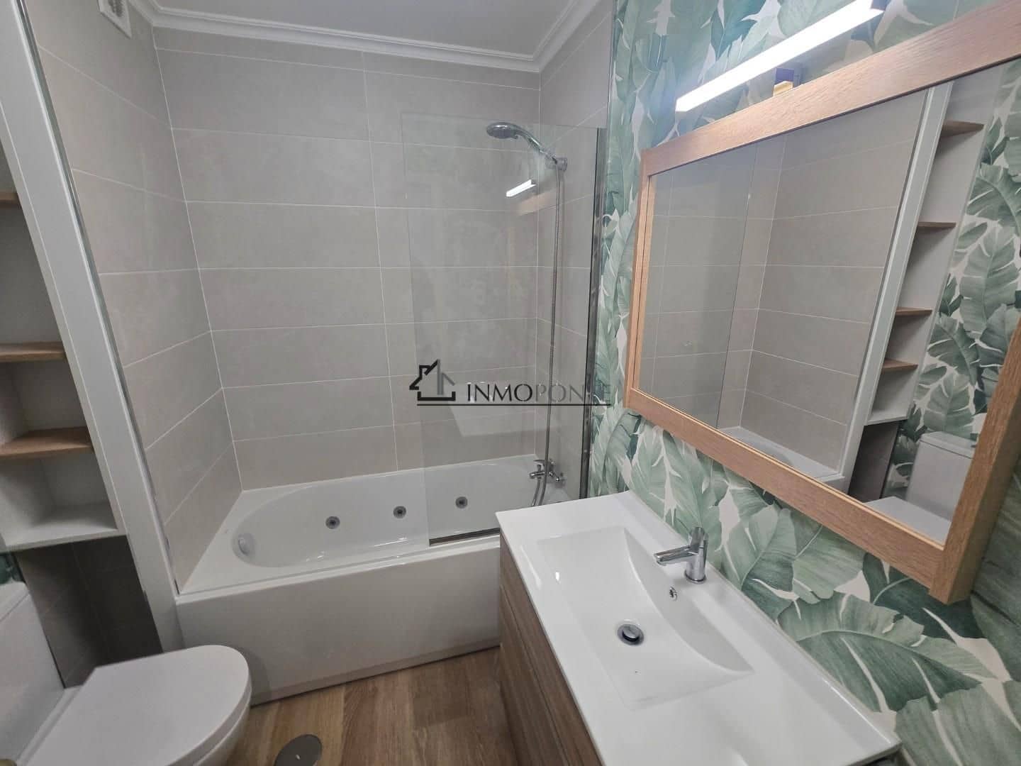 2 bedroom Flat for rent in Pontevedra city - € 800 (Ref: 9720360)