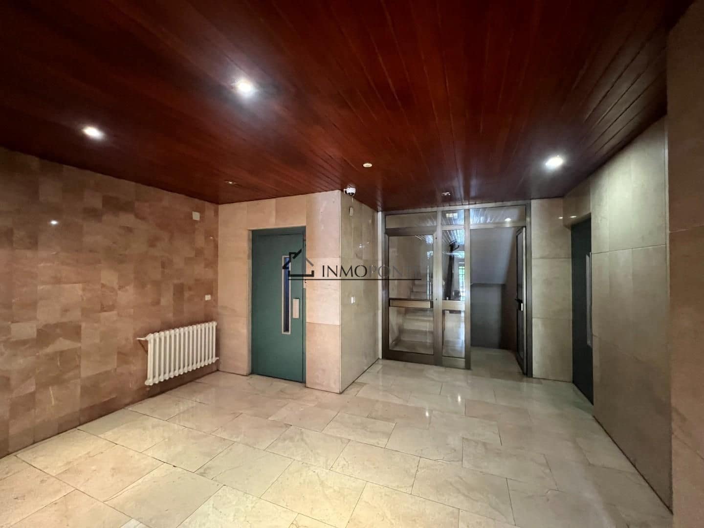 2 bedroom Flat for rent in Pontevedra city - € 800 (Ref: 9720360)