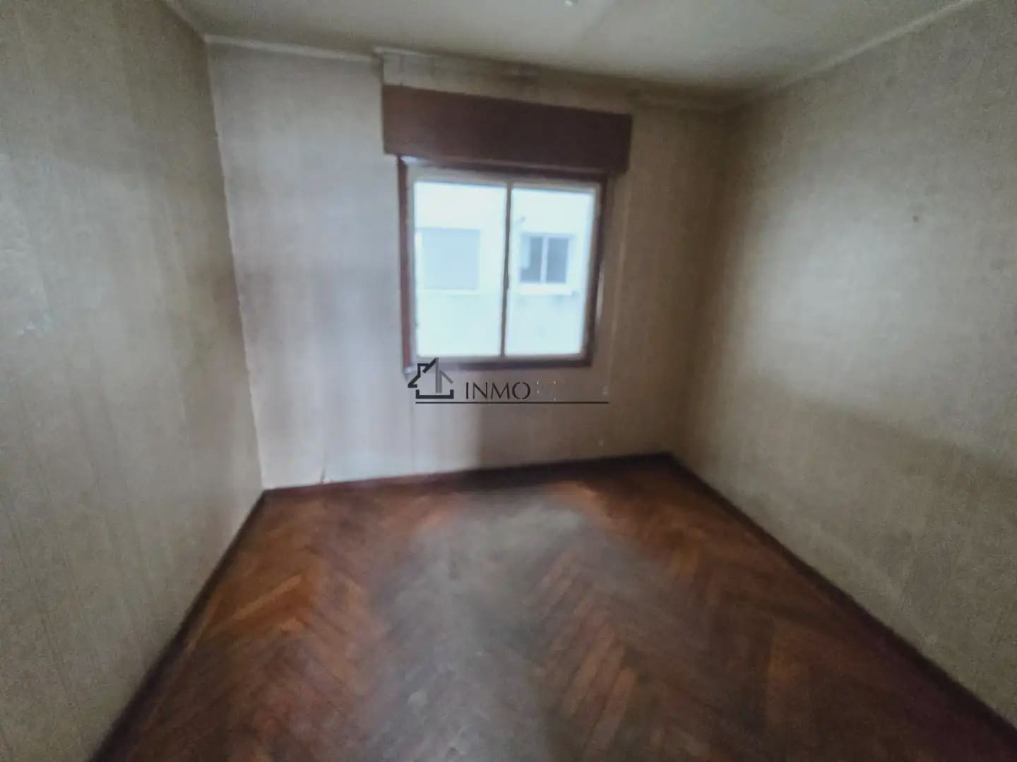 5 bedroom Flat for sale in Pontevedra city - € 220,000 (Ref: 9798443)