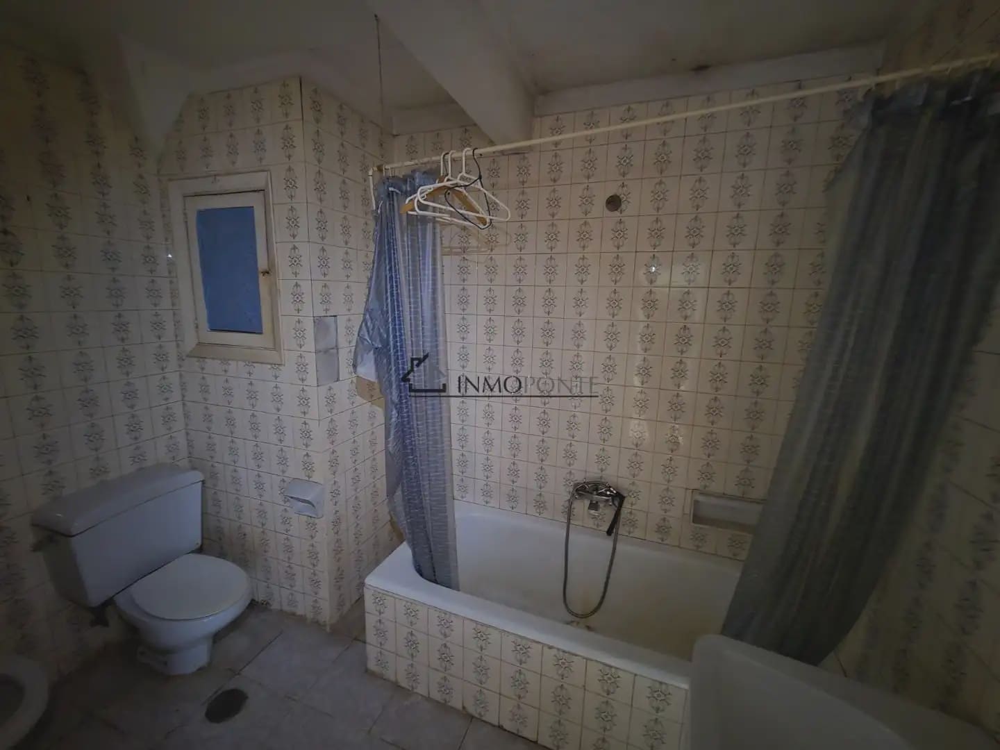 5 bedroom Flat for sale in Pontevedra city - € 220,000 (Ref: 9798443)