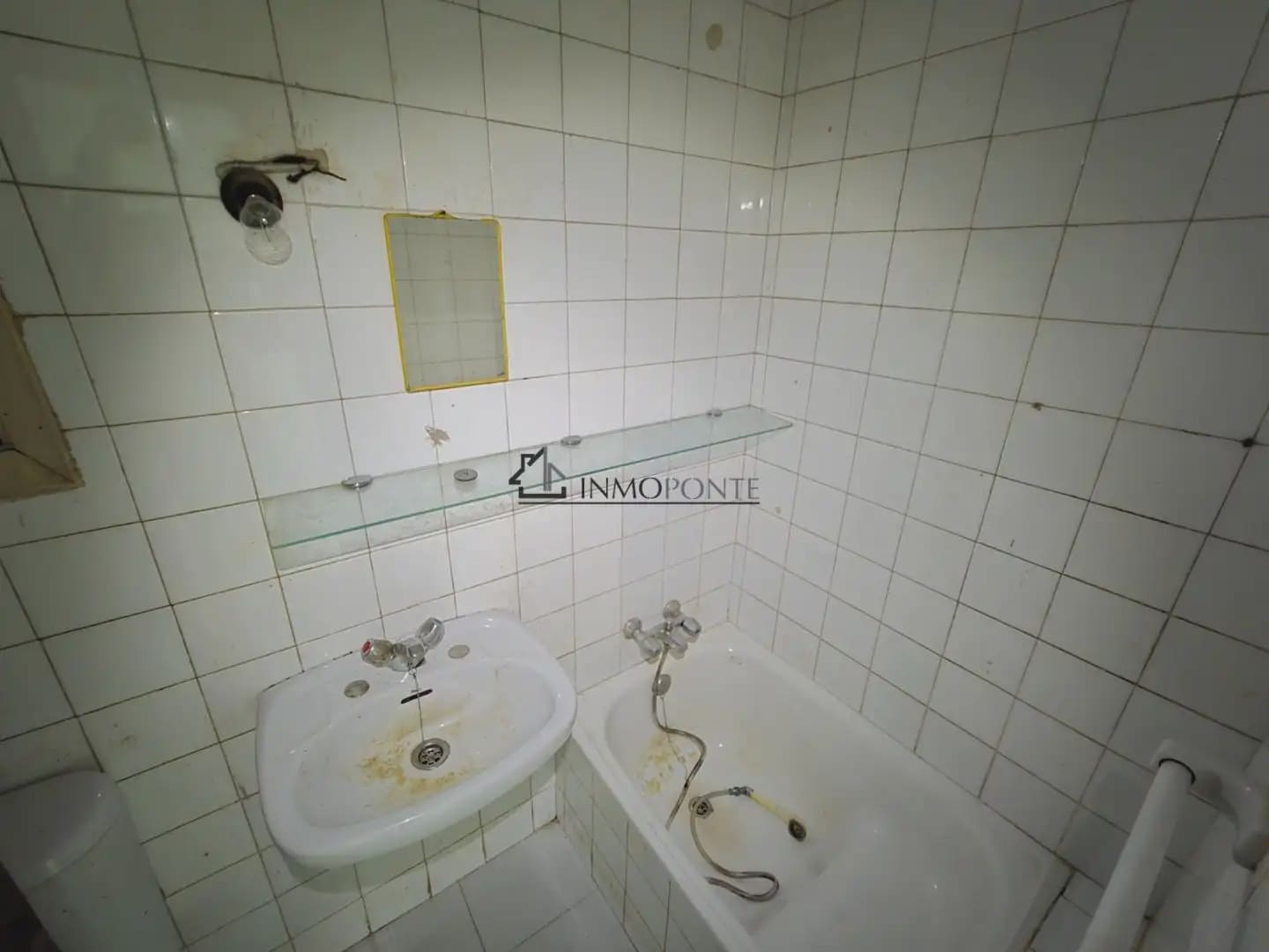 5 bedroom Flat for sale in Pontevedra city - € 220,000 (Ref: 9798443)