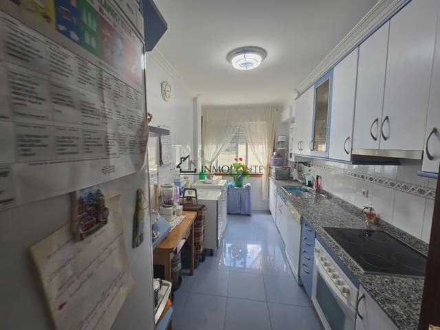 3 soveværelse Lejlighed til salg i Pontevedra by med garage - € 300.000 (Ref: 9827984)