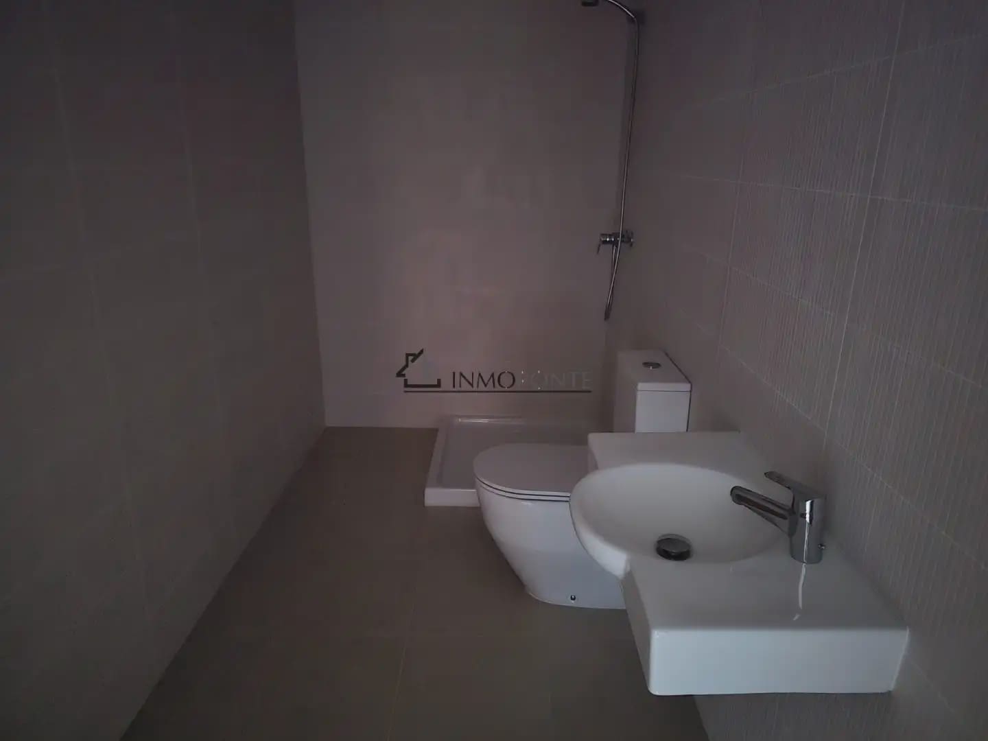 2 bedroom Flat for sale in Soutomaior with garage - € 298,500 (Ref: 9860894)