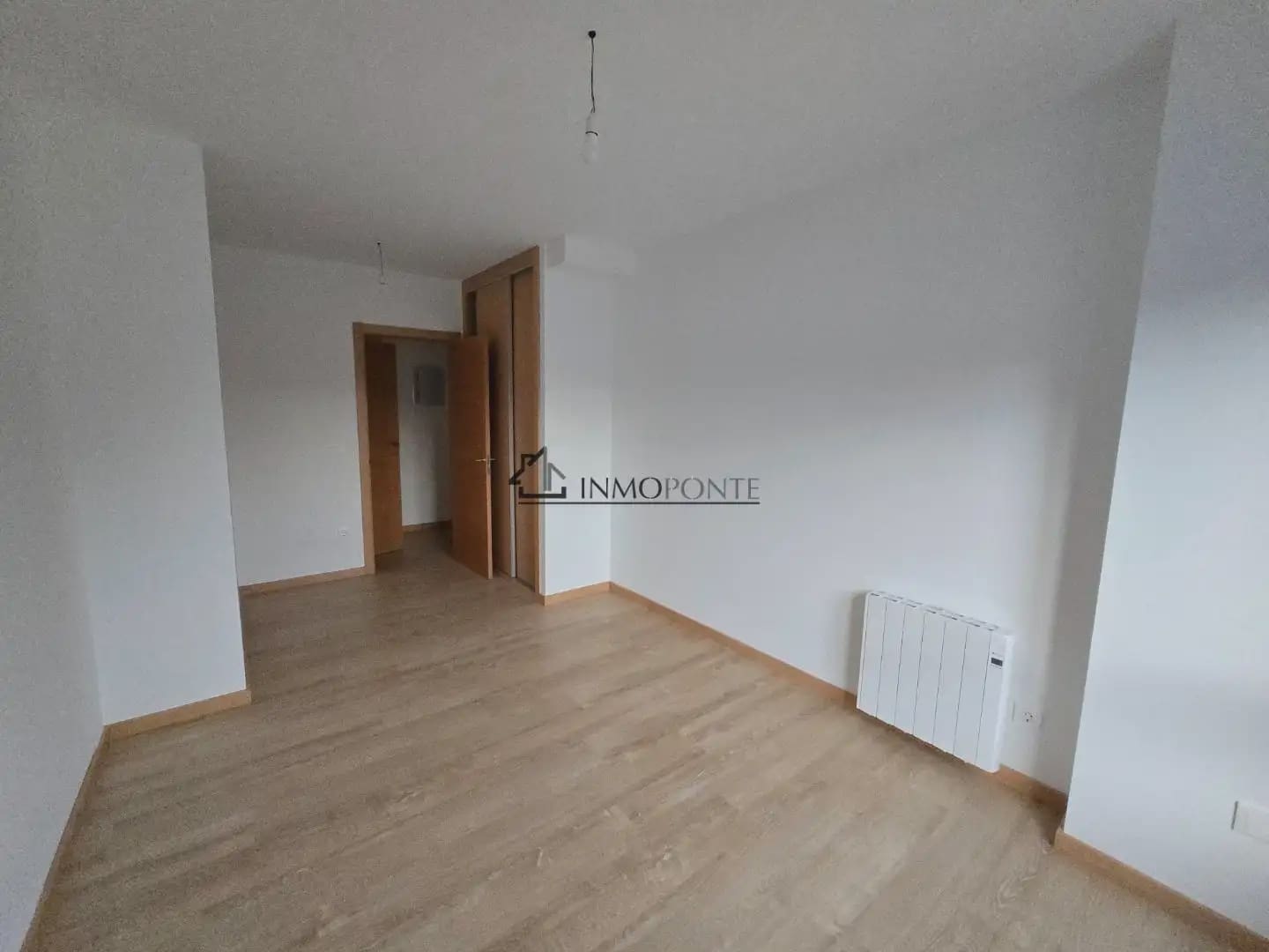 2 bedroom Flat for sale in Soutomaior with garage - € 298,500 (Ref: 9860894)