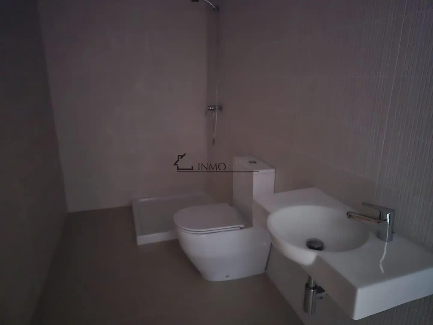 2 bedroom Flat for sale in Soutomaior with garage - € 298,500 (Ref: 9860894)